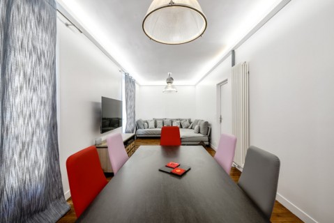 Rénovation du séjour d'un appartement de style contemporain à Paris 12